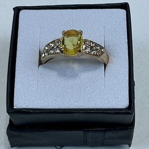 Gold Tone Yellow Oval Stone Ring Size 8.25 Simulated Costume Jewelry New